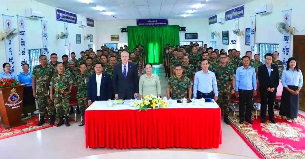 កាកបាទក្រហមកម្ពុជា ផ្សព្វផ្សាយពីច្បាប់មនុស្សធម៌អន្តរជាតិ និងកិច្ចការងារពេលមានជម្លោះប្រដាប់អាវុធដល់កងទ័ពខេត្តកោះកុង